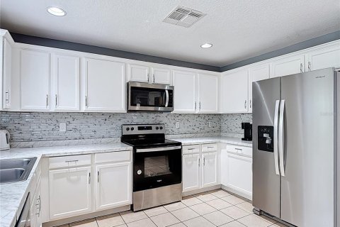 Villa ou maison à vendre à Davenport, Floride: 5 chambres, 201.6 m2 № 1625443 - photo 7