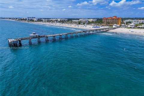 Condominio en alquiler en Boca Raton, Florida, 2 dormitorios, 114.27 m2 № 1940666 - foto 2