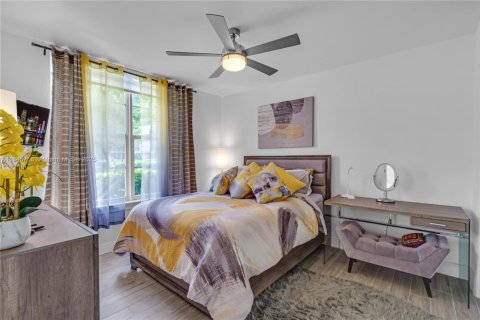 Condominio en alquiler en Boca Raton, Florida, 2 dormitorios, 114.27 m2 № 1940666 - foto 11