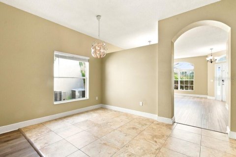 Villa ou maison à louer à Orlando, Floride: 4 chambres, 173.08 m2 № 2405610 - photo 7