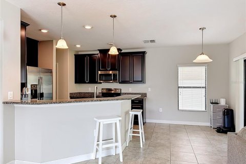 House in Ruskin, Florida 3 bedrooms, 184.69 sq.m. № 2383451 - photo 9