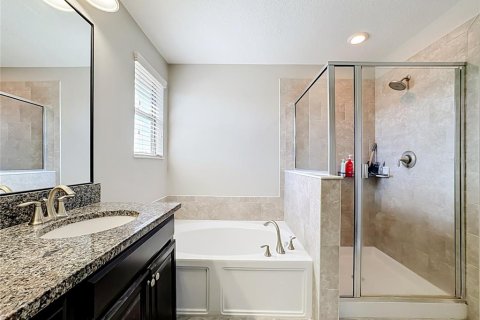 House in Ruskin, Florida 3 bedrooms, 184.69 sq.m. № 2383451 - photo 25