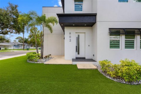 Villa ou maison à vendre à Tampa, Floride: 4 chambres, 245.73 m2 № 2348169 - photo 9