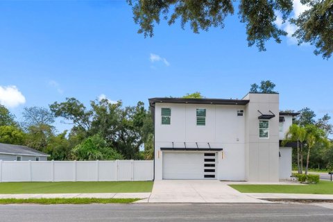 Villa ou maison à vendre à Tampa, Floride: 4 chambres, 245.73 m2 № 2348169 - photo 7