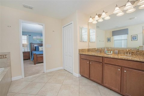 Casa en venta en Davenport, Florida, 6 dormitorios, 310.2 m2 № 1510510 - foto 23