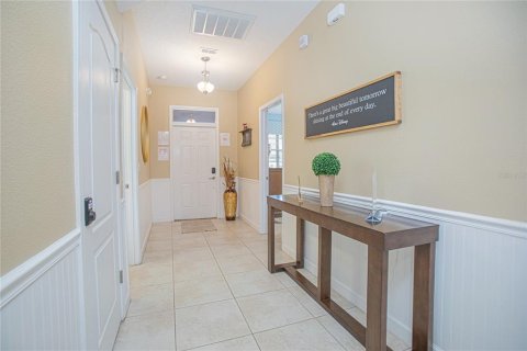 Casa en venta en Davenport, Florida, 6 dormitorios, 310.2 m2 № 1510510 - foto 4