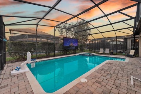 Casa en venta en Davenport, Florida, 6 dormitorios, 310.2 m2 № 1510510 - foto 3