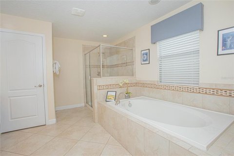 Casa en venta en Davenport, Florida, 6 dormitorios, 310.2 m2 № 1510510 - foto 21
