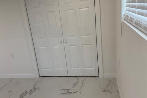 Casa en venta en Port Richey, Florida, 3 dormitorios, 140.84 m2 № 1854332 - foto 17