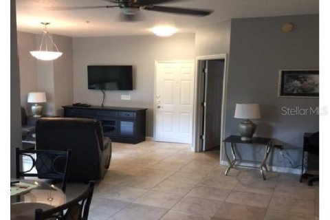 Condo in Seminole, Florida, 2 bedrooms  № 1422912 - photo 15