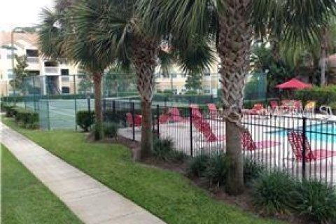Condo in Seminole, Florida, 2 bedrooms  № 1422912 - photo 18
