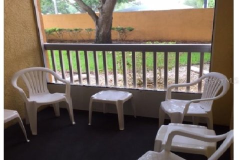 Condo in Seminole, Florida, 2 bedrooms  № 1422912 - photo 4