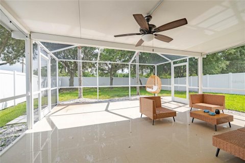 House in Tampa, Florida 3 bedrooms, 151.62 sq.m. № 2133236 - photo 30