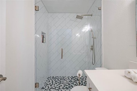 House in Tampa, Florida 3 bedrooms, 151.62 sq.m. № 2133236 - photo 27