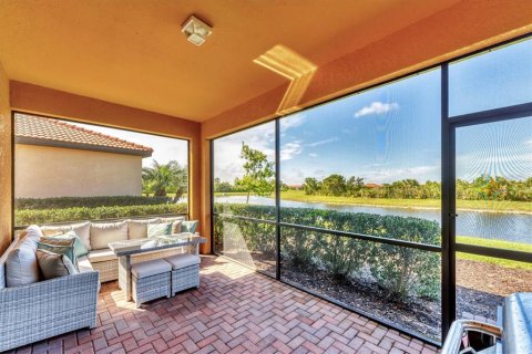 House in Venice, Florida 2 bedrooms, 176.51 sq.m. № 1718412 - photo 24