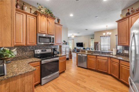 House in DeLand, Florida 4 bedrooms, 237.27 sq.m. № 1883532 - photo 9