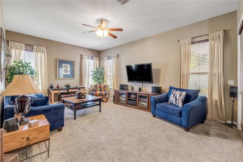 House in DeLand, Florida 4 bedrooms, 237.27 sq.m. № 1883532 - photo 11