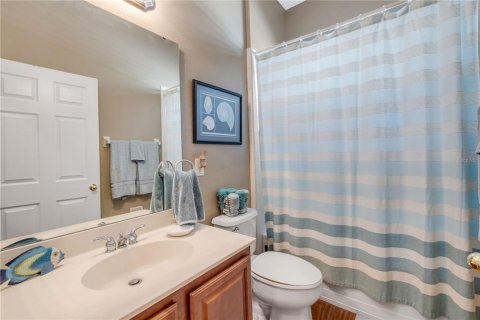 House in DeLand, Florida 4 bedrooms, 237.27 sq.m. № 1883532 - photo 17