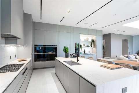 Villa ou maison à vendre à North Miami, Floride: 7 chambres, 624.12 m2 № 1998246 - photo 26