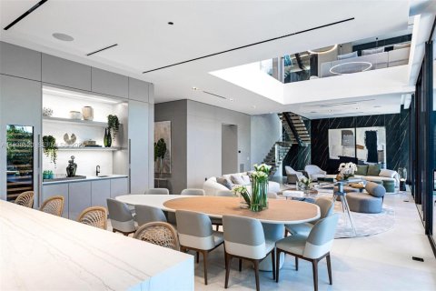 Villa ou maison à vendre à North Miami, Floride: 7 chambres, 624.12 m2 № 1998246 - photo 21