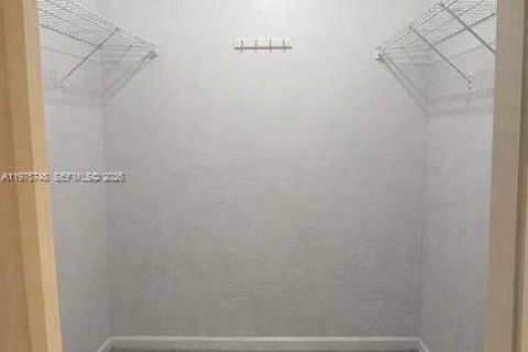 Купить кондоминиум в Плантация, Флорида 2 спальни, 88.44м2, № 2085798 - фото 6
