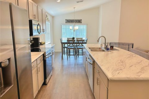 Villa ou maison à vendre à Polk City, Floride: 4 chambres, 166.02 m2 № 1777455 - photo 7