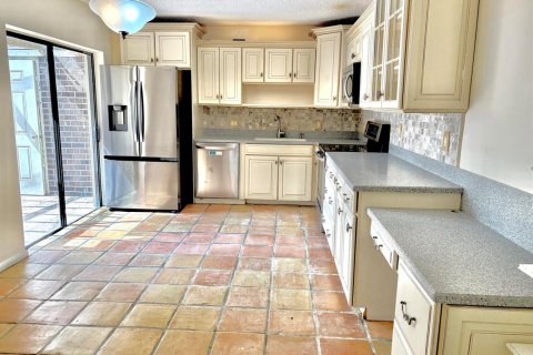 Townhouse in Palm Beach Gardens, Florida 2 bedrooms, 138.24 sq.m. № 2086974 - photo 3