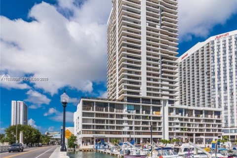 Copropriété à louer à Miami, Floride: 1 chambre, 78.04 m2 № 1986338 - photo 1