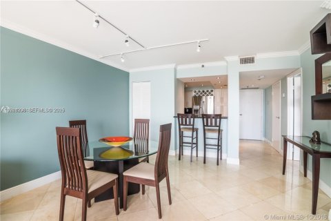 Copropriété à louer à Miami, Floride: 1 chambre, 78.04 m2 № 1986338 - photo 7