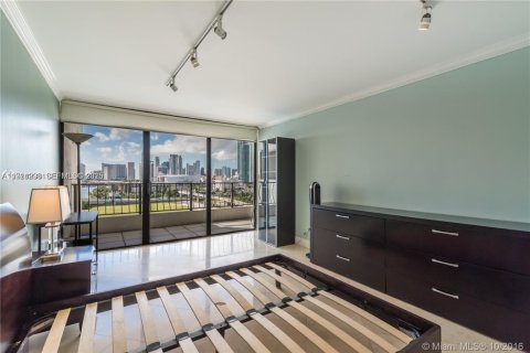 Copropriété à louer à Miami, Floride: 1 chambre, 78.04 m2 № 1986338 - photo 10