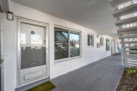 Condo in Maitland, Florida, 1 bedroom № 2143090 - photo 4