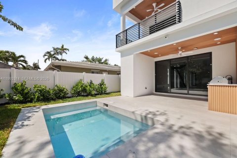 Adosado en venta en Fort Lauderdale, Florida, 3 dormitorios, 243.68 m2 № 2062816 - foto 16