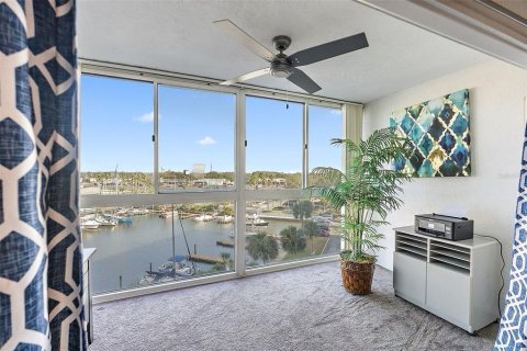 Condominio en venta en New Port Richey, Florida, 1 dormitorio, 65.22 m2 № 1723018 - foto 26