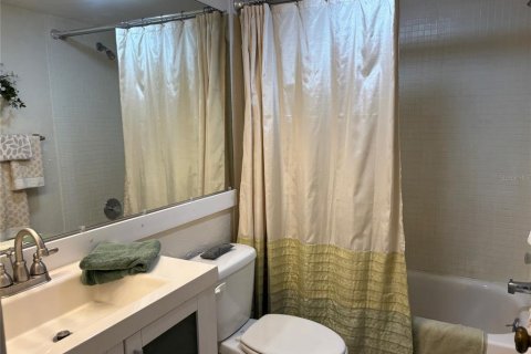 Copropriété à vendre à Clearwater, Floride: 2 chambres, 80.36 m2 № 1779071 - photo 12