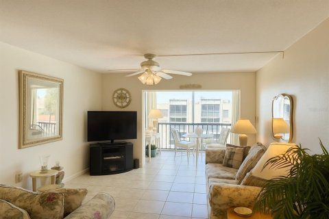 Copropriété à vendre à Clearwater, Floride: 2 chambres, 80.36 m2 № 1779071 - photo 4