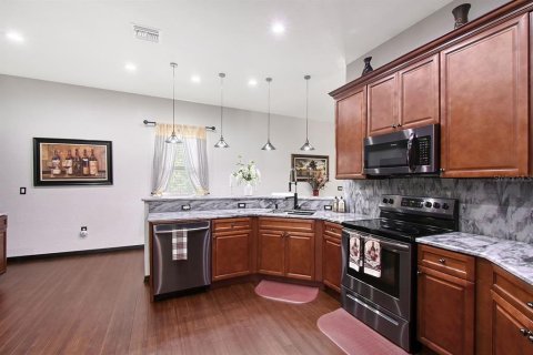 Villa ou maison à vendre à Port Charlotte, Floride: 3 chambres, 204.76 m2 № 1722224 - photo 10