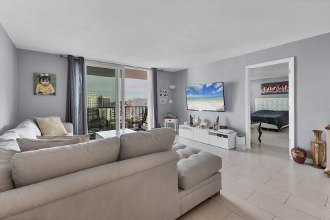 Copropriété à vendre à Sarasota, Floride: 2 chambres, 111.48 m2 № 2092902 - photo 8