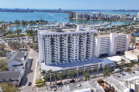 Condo à Sarasota, Floride, 2 chambres  № 2092902