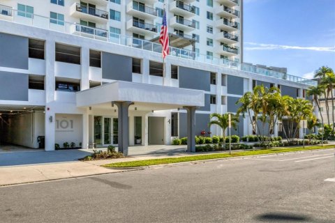 Copropriété à vendre à Sarasota, Floride: 2 chambres, 111.48 m2 № 2092902 - photo 2