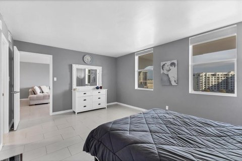 Copropriété à vendre à Sarasota, Floride: 2 chambres, 111.48 m2 № 2092902 - photo 12
