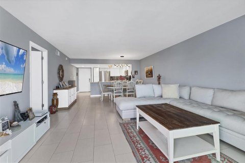 Copropriété à vendre à Sarasota, Floride: 2 chambres, 111.48 m2 № 2092902 - photo 9