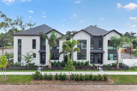 Touwnhouse à vendre à Saint Petersburg, Floride: 2 chambres, 130.06 m2 № 2238489 - photo 3