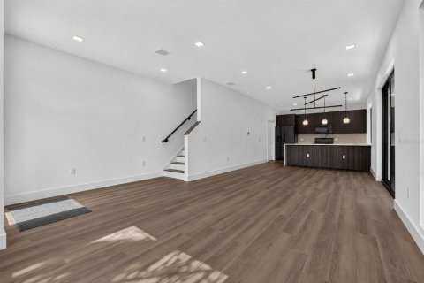 Touwnhouse à vendre à Saint Petersburg, Floride: 2 chambres, 130.06 m2 № 2238489 - photo 10