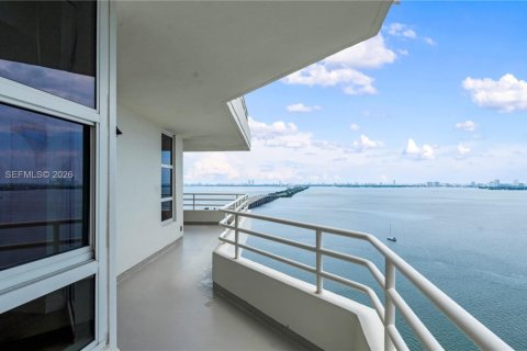 Apartamento en alquiler en Miami, Florida, 3 dormitorios, 187.85 m2 № 2027425 - foto 29