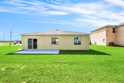 House in Kissimmee, Florida 3 bedrooms, 134.24 sq.m. № 1791227 - photo 21