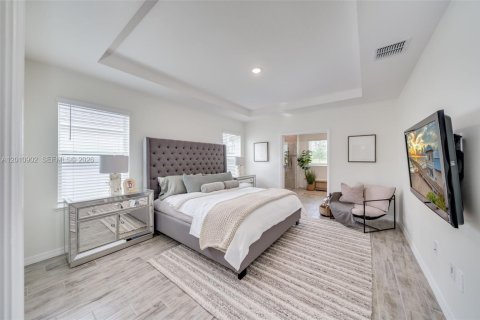 Casa en venta en Port St. Lucie, Florida, 3 dormitorios, 184.69 m2 № 2074674 - foto 23