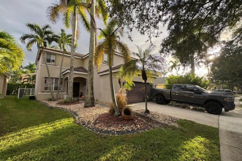 Villa ou maison à Weston, Floride 5 chambres, 248.51 m2 № 2431355