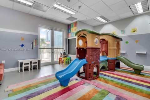 Copropriété à vendre à Miami, Floride: 1 chambre, 76.64 m2 № 1994650 - photo 26