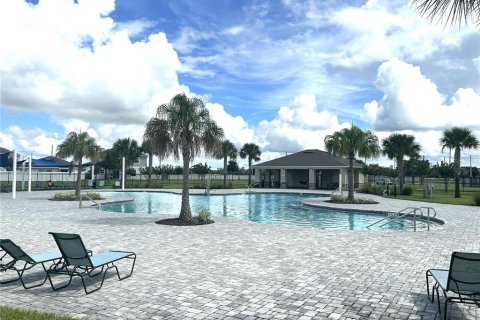 Villa ou maison à louer à Haines City, Floride: 4 chambres, 169.18 m2 № 2312264 - photo 3