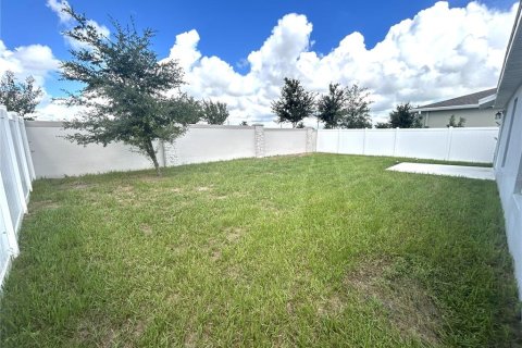 Villa ou maison à louer à Haines City, Floride: 4 chambres, 169.18 m2 № 2312264 - photo 16
